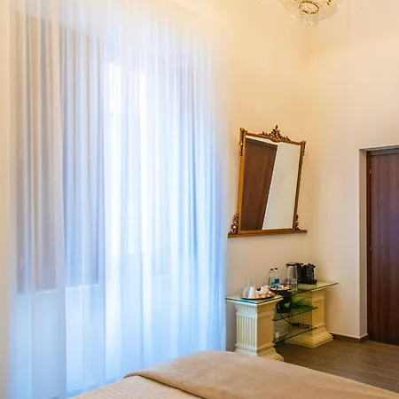 Idiana Nocleg ze śniadaniem LʼAquila