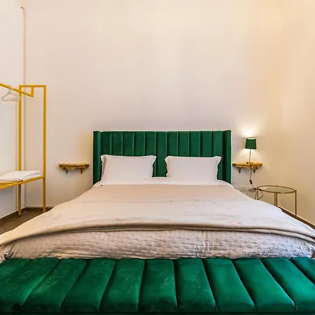 Idiana Bed & Breakfast