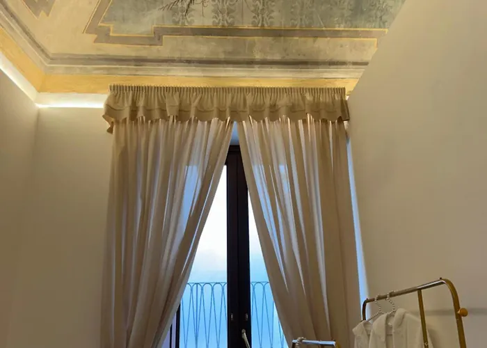 Idiana Oda ve Kahvaltı