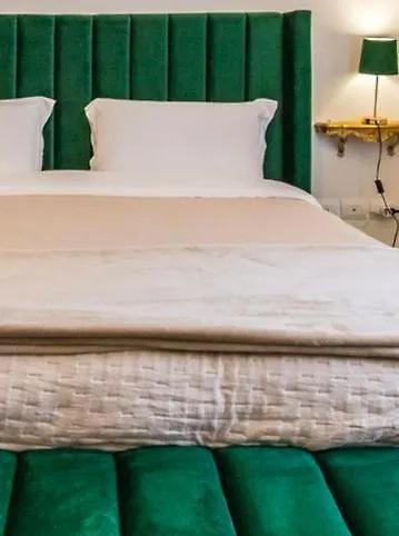 Oda ve Kahvaltı Idiana 4*